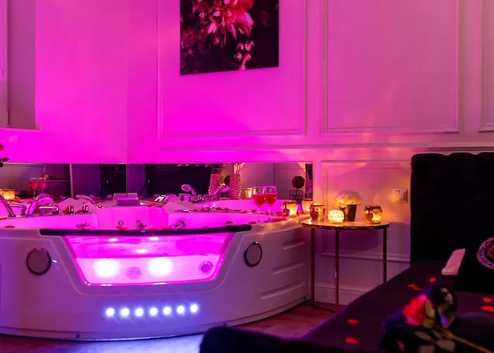 Vistula Boulevards Jacuzzi