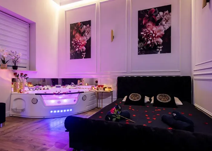 Vistula Boulevards Jacuzzi *