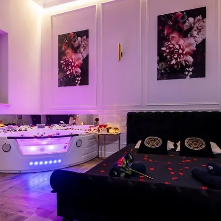 Vistula Boulevards Jacuzzi *